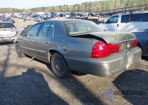 2003 Mercury Grand Marquis Gs z USA, uszkodzony, nr VIN 2MEFM74W73X610973